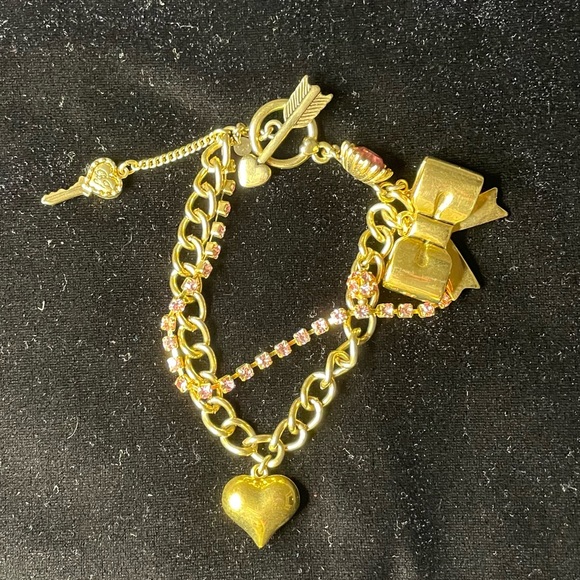 Betsy Johnson Bracelet - Picture 7 of 8